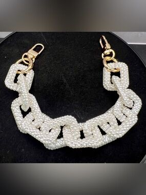 Pearl-Embellished Chain replacement strap - White/Gold. For WOC or baguette NWOT